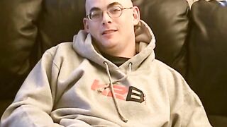 Sexy stud loves when his mature friend swallows his dong