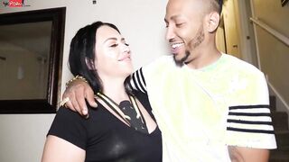 she dont know what to do with that hard penis