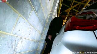 Shy Redheads Like It Gigantic Scene With Ryan Ryder, Ella Hughes - Brazzers Official