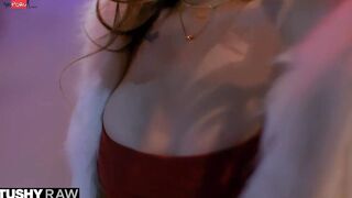 TUSHYRAW Thin Hot Lulu Getting her Tight Booty Gaped Wide