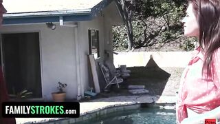 FamilyStrokes - Lusty 19 Yo Grind Stepbros Long Cock Before Gorging