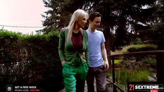21Sextreme Horny Hunk Blows His Load All Over Sexsual Blonde Nanny's Melons