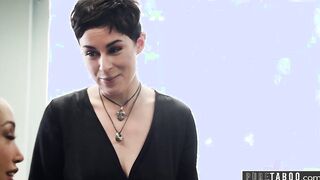 PURE TABOO Scheming Lesbo Convinces Straight Friend Alexis Tae To Banged!