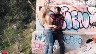 MAMACITAZ - (Helena Valentine, Miguel Zayas) - Mountain Man Getting To Pounded With Freaky Tourist In The Wild Outside Full