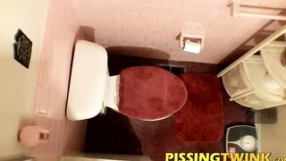 Twink Leo McArthur jerks off and cums after a pissing fiesta