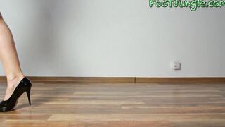 Polish Feet Worship Femdom Foot Licking Fetish