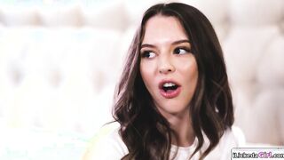 Teen and stepmom masturbating together