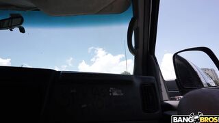 $1000 fuck in the bus