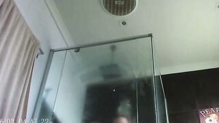 The beautiful naked body of my stepmom