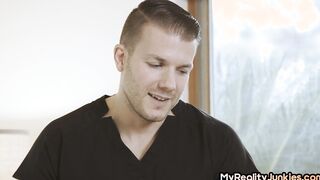 Bigbooty slut penetrated in missionary in wet pussy hole