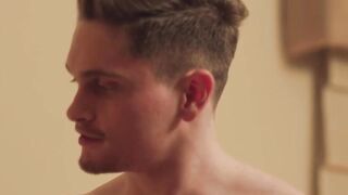 Jkab Ethan Dale coaxes Jay Tee to fuck him