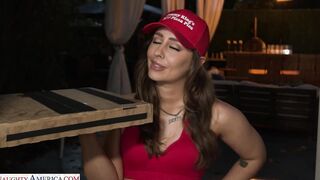 Unable to find any cash to big booty delivery girl