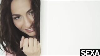 Watch as this Gorgeous Nude goddess Masturbates to a Wild Orgasm