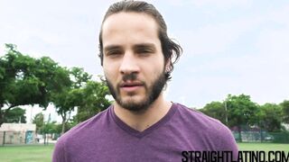 Latino athlete turned gay after bareback and facial