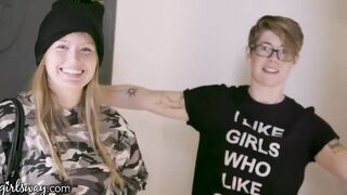 My Romantic And Dirty Lesbian Experience