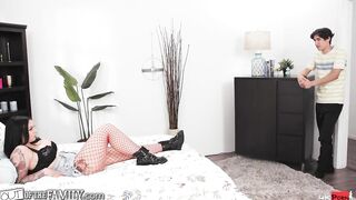 Huge Boobed Rebel Stepsister Convinces Her Stepbrother To Fucked! Her