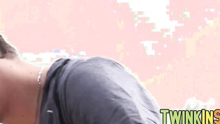 Thomas Fiaty gets nice oily massage and handjob from twink
