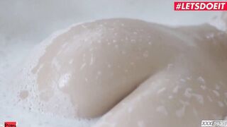 Slender Blonde Emma Hix Is hot And Ready For The