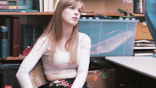 Teen Bae Caught Shoplifting and taken for a Questioning