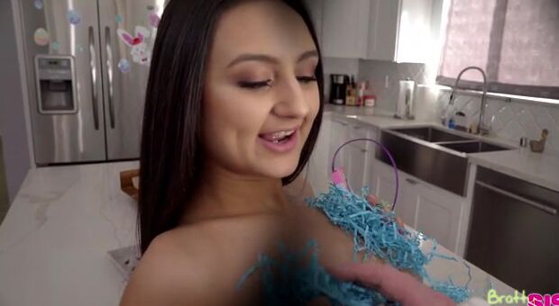 Eliza Ibarra has a thing for older guys, which she confesses to her stepbrother, Kyle Mason, after learning that Kyle's