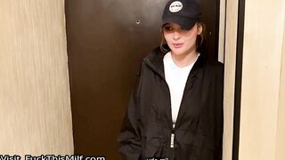 Fucked the pizza girl. She could not resist my proposal