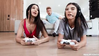 Fucking Gamer Roomies BF