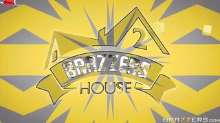 Brazzers House 2: Day 3 Movie With JMac, Sean Lawless, Keisha Grey, Phoenix Marie, Toni Ribas, Jessy Jones, Kelsi Monroe, Monique Alexander, Charles Dera, Abella Danger, Alexis Fawx, Luna Onlyfan, Nicole Aniston, Megan Rain, Skyla Novea - Brazzers Offi