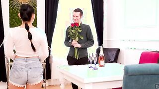 Mindy doesn't know what her BF, Sam Bourne, has planned for her as she dresses for her date. She pulls