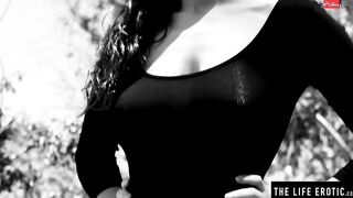 Lusty Dark Haired Masturbates to a Wild Orgasm on the Pool Table