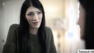 Trans stepmommy fucked by tight pussy