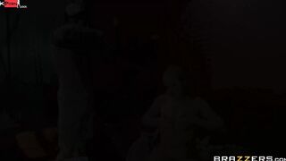 one Bae Slice Film With Tommy Gunn, Kandace Kayne - Brazzers Official