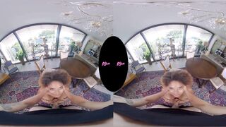 18VR Having Fun Chase And Boned With Black Bombshell Luna Corazon