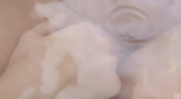 A warm bath tub is just the thing for filthy beauty blonde Samantha Rone. She slips out of her dress and her