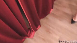 Sinn Sage Really Gets Freaky If Punches You While Talking Kinky!