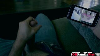 Big dick guy fucked stepsis and stepmom