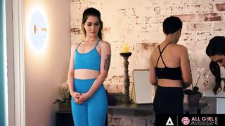 AllGirlMassage Thirsty Masseuses Offer A 2 For 1 Wet 1 Of A Kind With Evelyn Claire