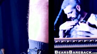 Macho bear rimming and drilling submissive cub