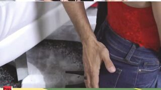 FamilyStrokes - goddess Beauty Seduces Stepdad To Fucked Her