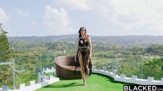 BLACKED Hottie cougar Ava seduces stranger at hotel