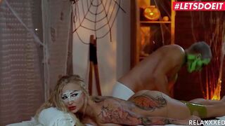 RELAXXXED - Halloween Oiled Massage For Long Tits Blonde Kayla Green - LETSDOEIT