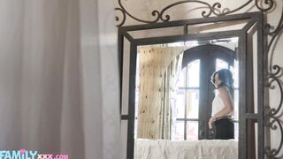 Vanessa Moon's Stepdad Makes The Right Choice