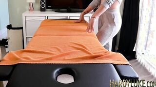 Tattooed Bella O Hare blows big dick client after massage