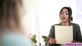Kayler Gunner Does Lesbian Sex with Vanessa Sky