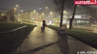 A SLUTS KNOWS - Beauty Lesbian Fucking During Christmas Eve