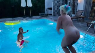 girls go open wild