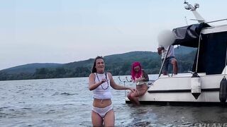 girls go open wild