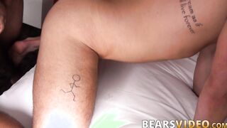 Bareback threesome with manly hunks going wild