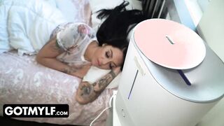 Lusty Stepson Tricks Tattooed Mom Lillith Morningstar And Fucks Her