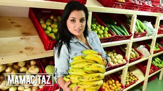 CARNE DEL MERCADO – Hot Colombian 18 Year Old Picked Up And
