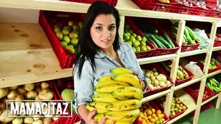 CARNE DEL MERCADO – Hot Colombian 18 Year Old Picked Up And